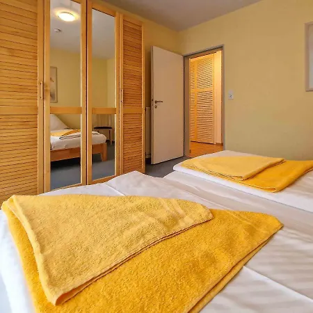 Ferienwohnung Stoertebeker Residenz Greetsiel Exterior foto